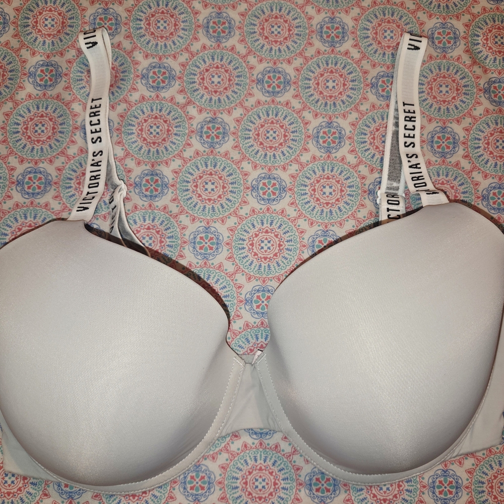 Victoria's Secret White Bra